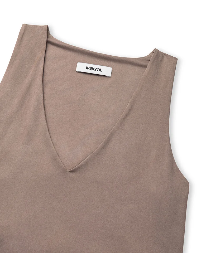 Ipekyol  V-Neck Basic T-Shirt for Women | Best Price UAE