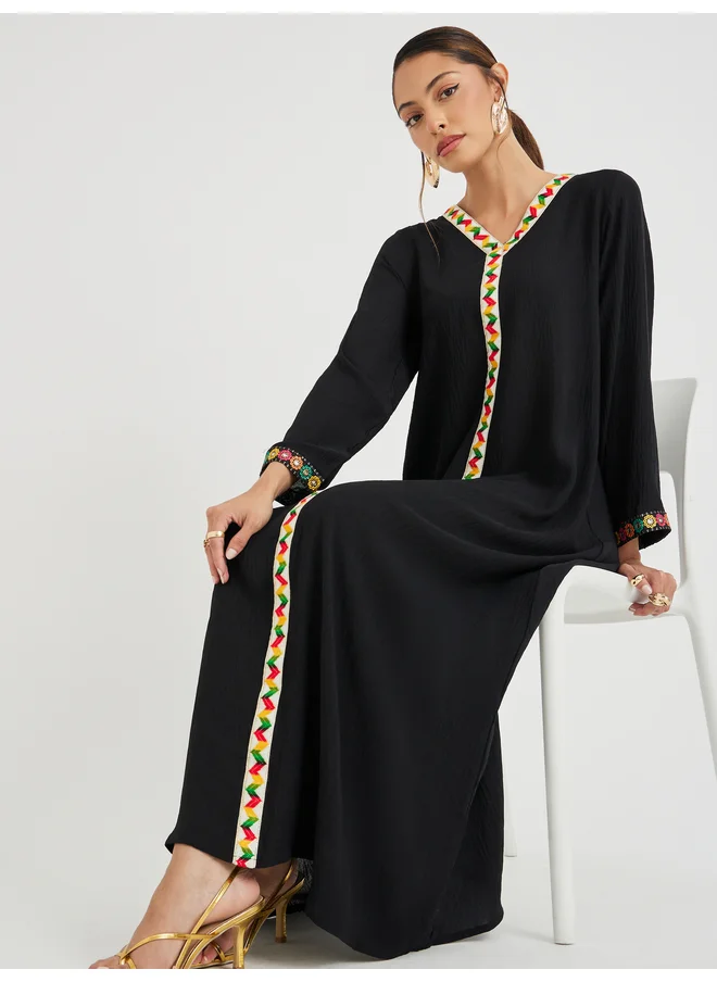 أميرة Amirah Mirror Work Lace Trim V Neck Jalabiya