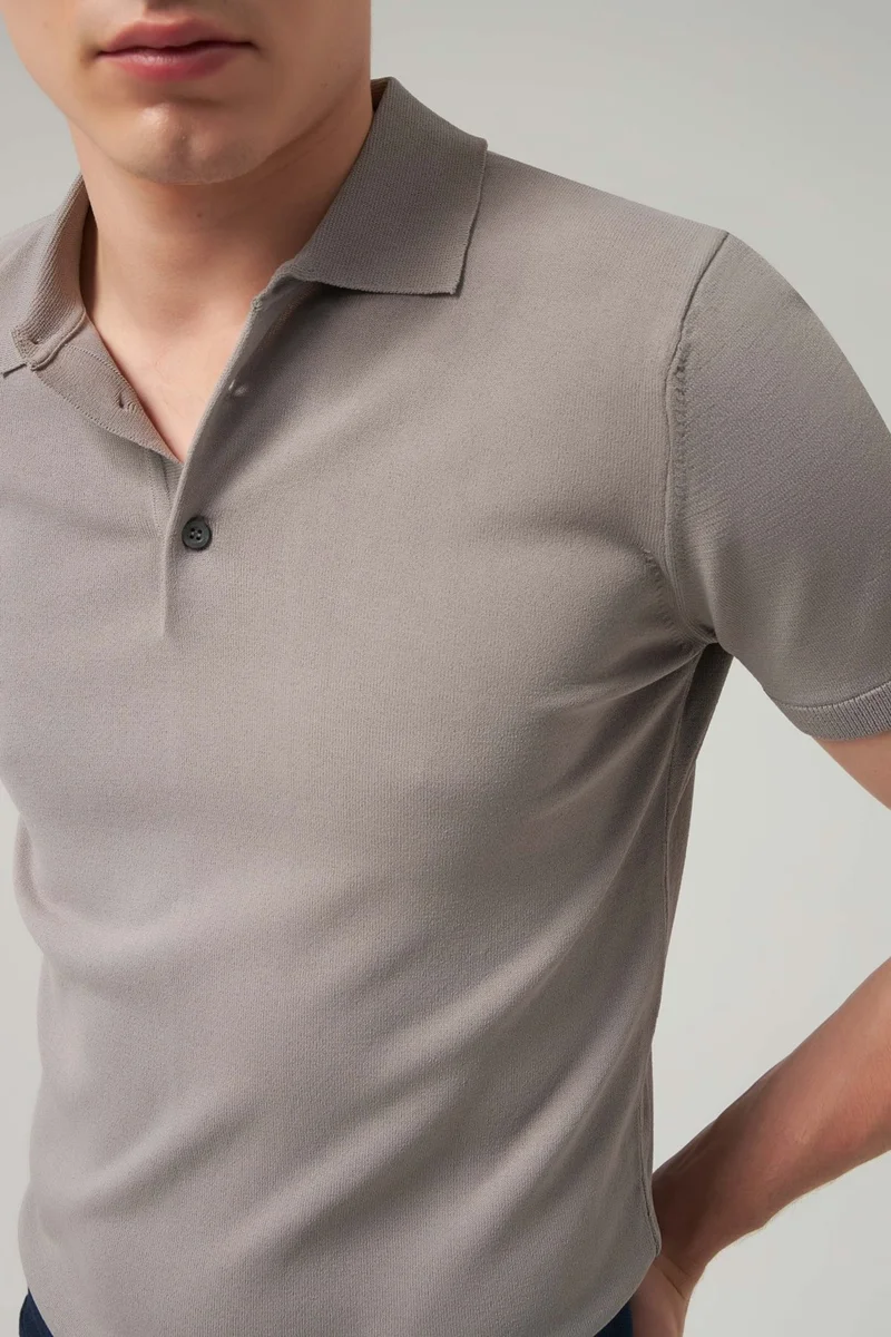 دي أس دامات Slim Fit Gray Plain Knit T-Shirt 0HF069421001M