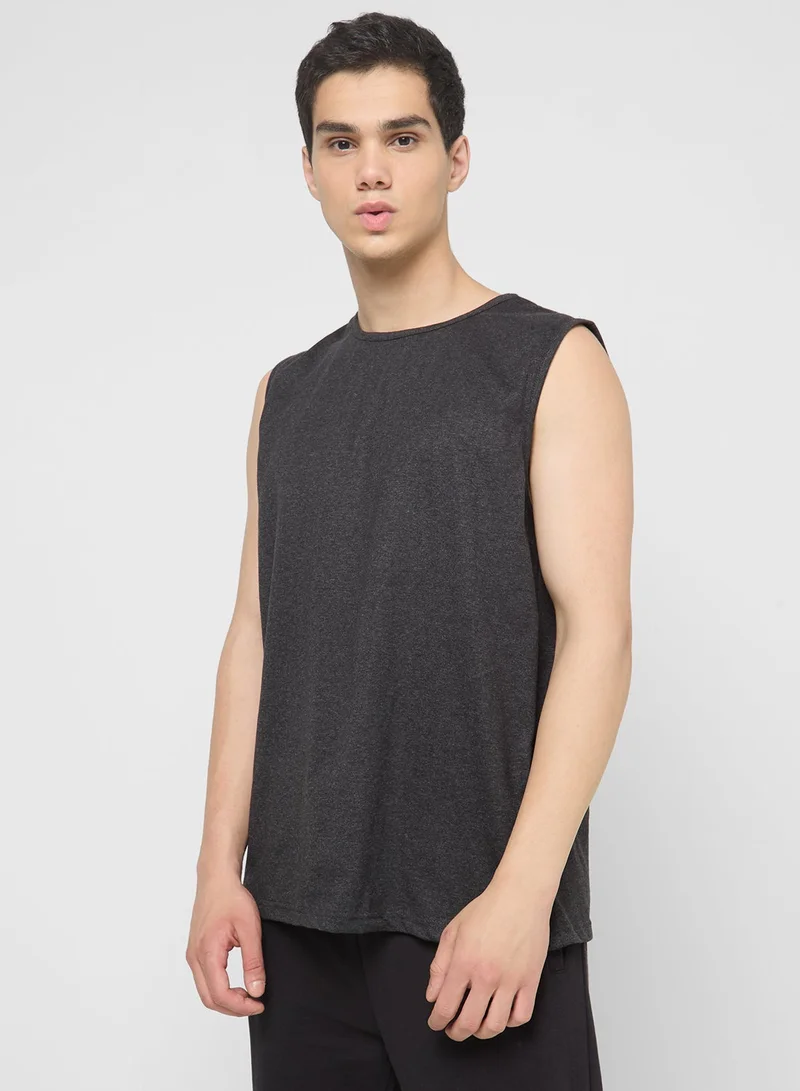 سفنتي فايف بيسيكس تيشيرت بلا اكمام