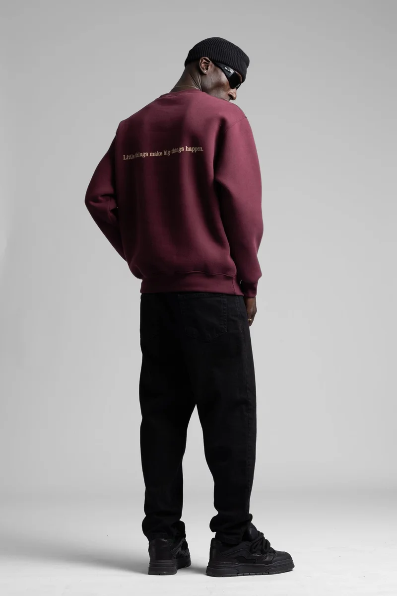 Catch Sweatshirt with Embossed Text Detail