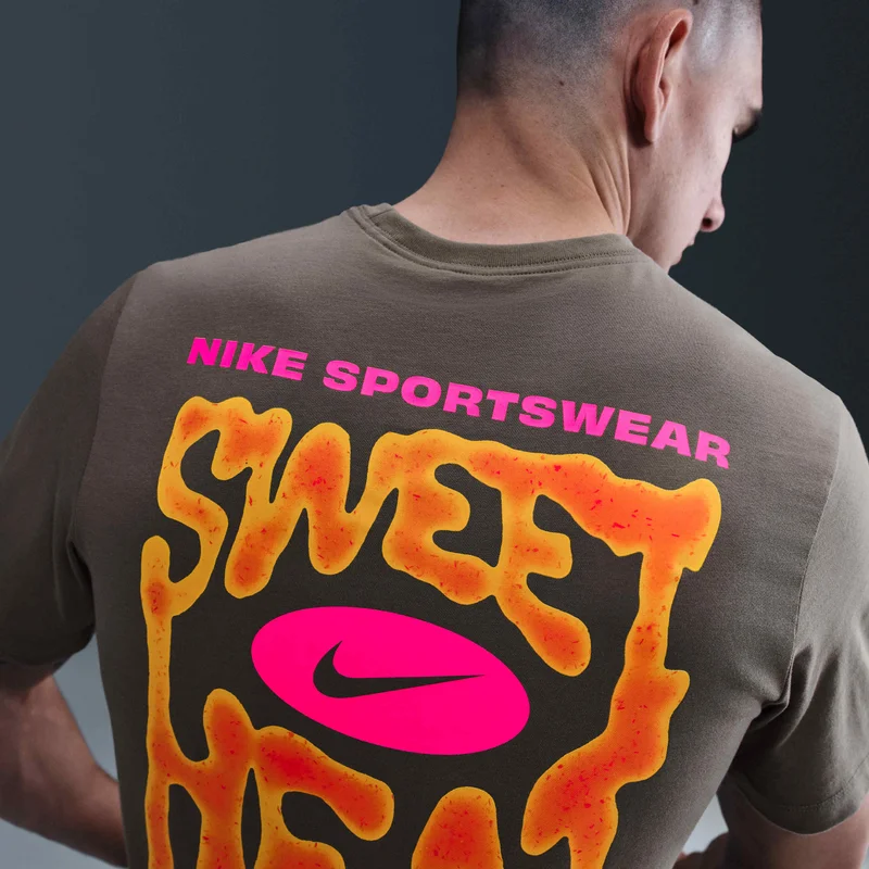 Nike Men's Sportswear T-Shirt