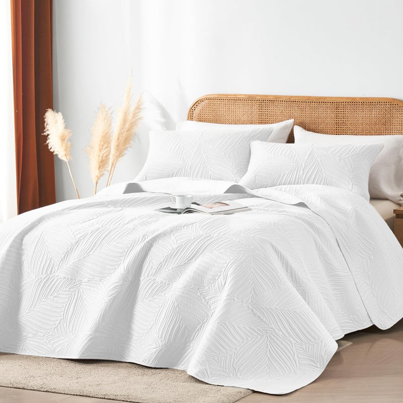 OARAGE King Quilt Bedding Set Lightweight Soft White Bedspread Coverlet with Leaf Pattern Ultrasonic Microfiber Bed Cover Set for All Season 3 Pieces (1 Quilt  2 Shams) - Image 2