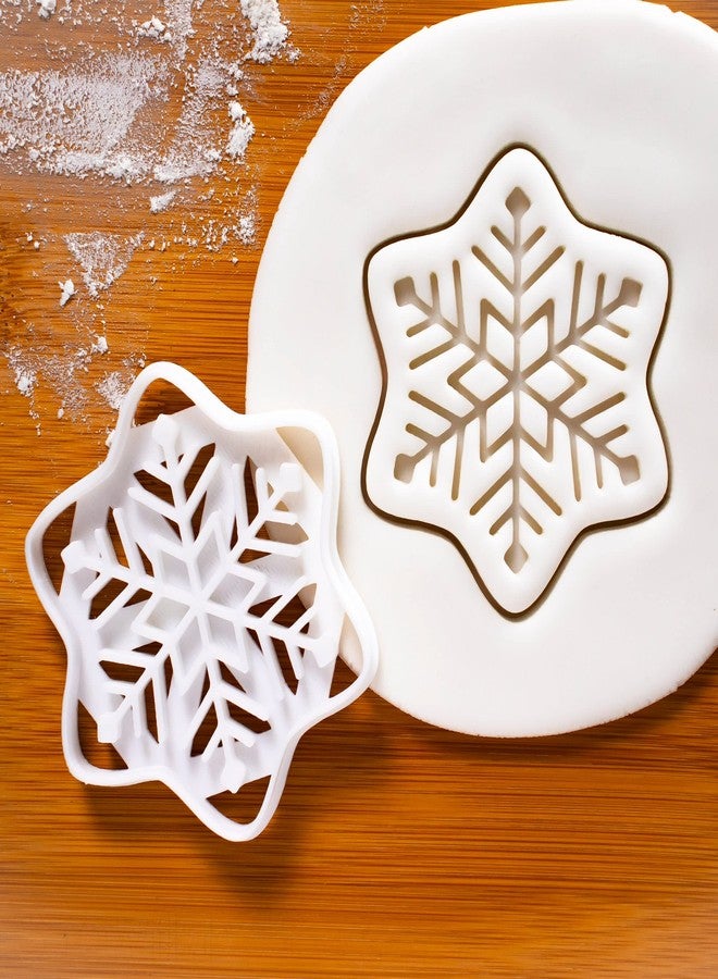 Bakerlogy Set of 2 Snowflake cookie cutters (Style 1 and 2), 2 pieces - Bakerlogy - Image 4