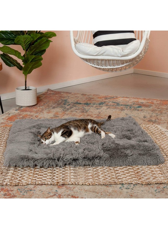 سرير قطط Furhaven ذاتي التدفئة للقطط المنزلية، 4 أسرّة في واحد وقابل للغسل - سرير طويل فاخر من الفرو الصناعي قابل للتحويل - رمادي، كبير، 35.5 بوصة طول × 30.0 بوصة عرض × 0.5 بوصة سمك - Image 4