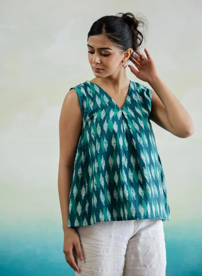 sanskrutihomes Sanskrutihomes Geometric Print V-Neck Sleeveless Cotton Top