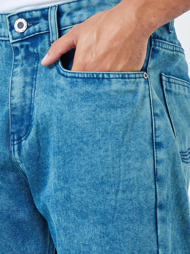 Styli  Styli Men Relaxed Fit Tinted Clean Jeans for Men | Best Price UAE