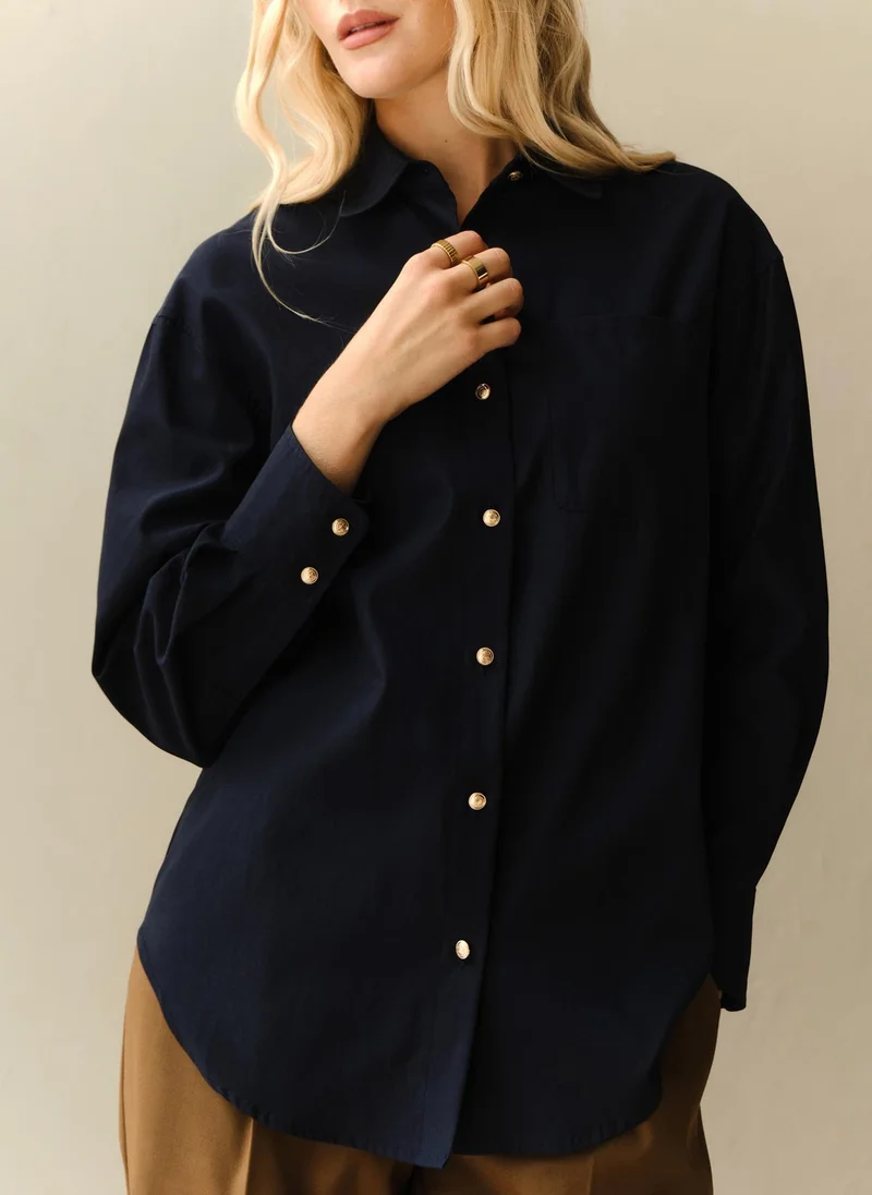 Lichi Loose shirt with accent buttons