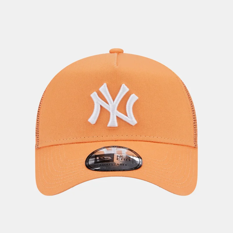 NEW ERA Men's League Essentials New York Yankees Trucker Cap