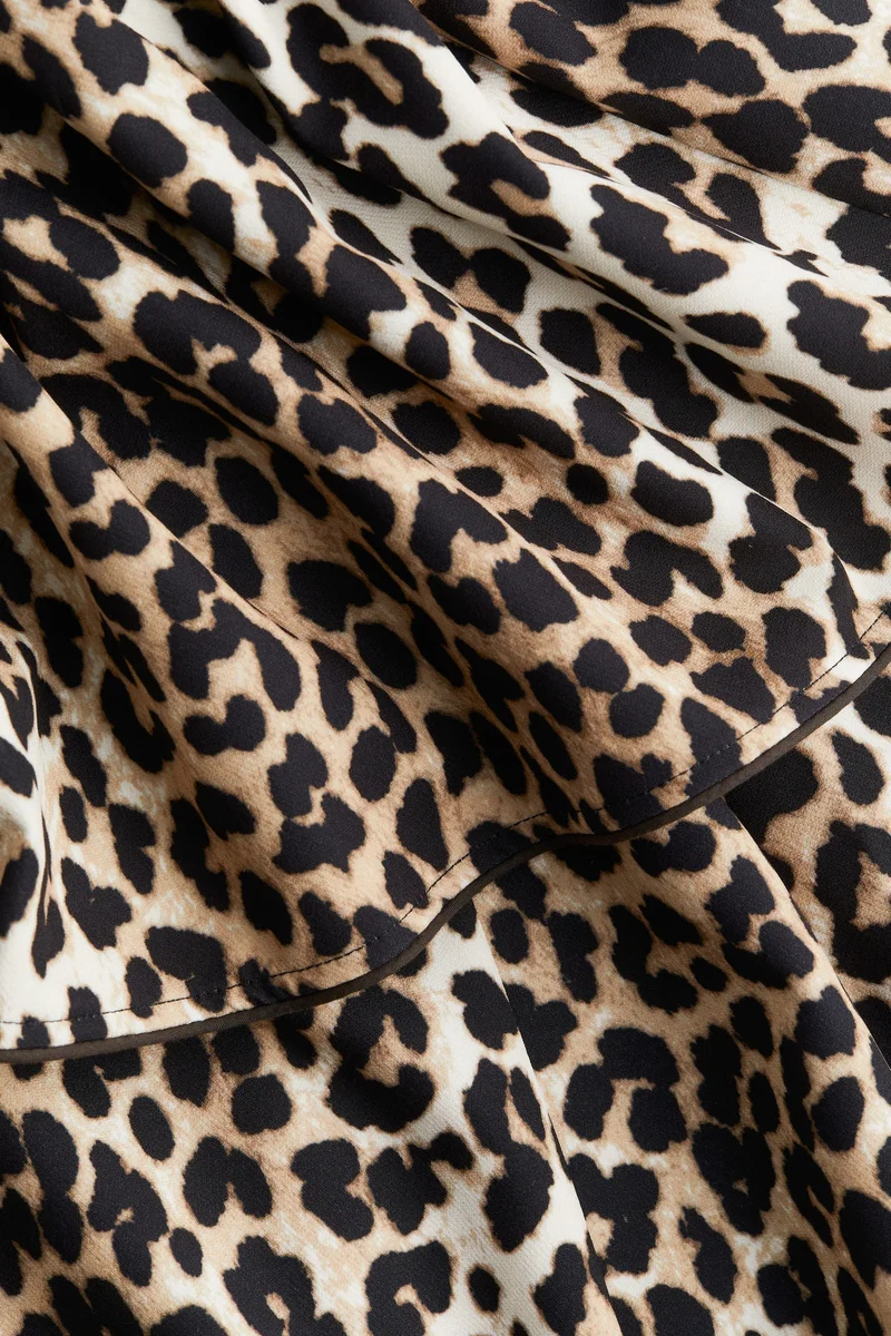 H&M Off-the-shoulder dress