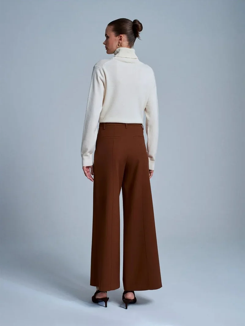 ديلفين DILVIN Wide-Leg Crepe Trousers