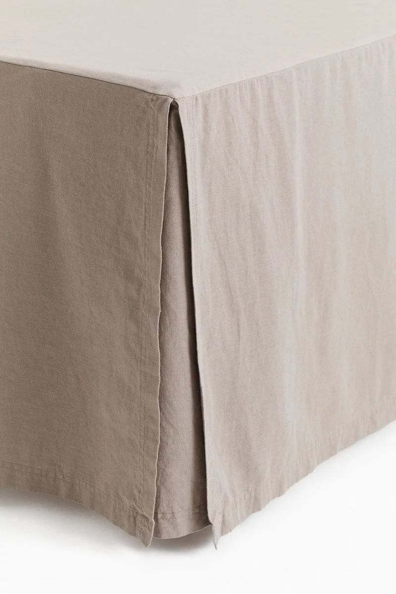 اتش اند ام ستارة قصيرة من مزيج الكتان