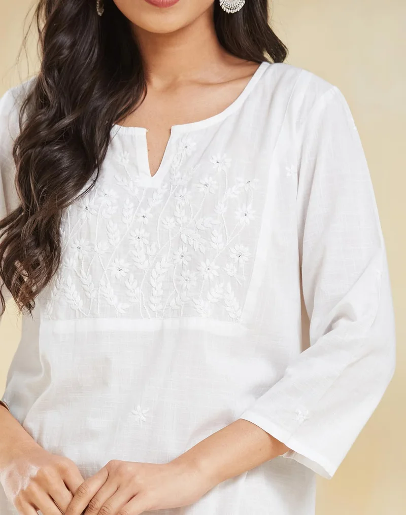 Fabindia Cotton Chikankari Knee Length Kurta