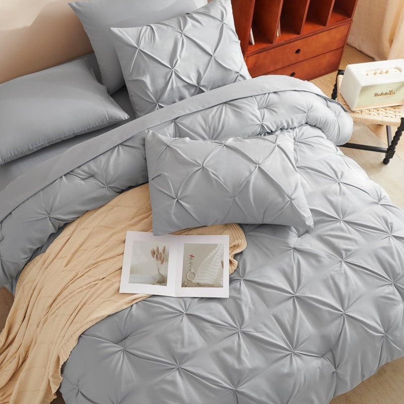 HIMEET Pintuck Bed in a Bag, 7 Pieces Queen Size Comforter Set Light Grey, Pinch Pleat Bed in a Bag, Soft All Season Bedding Sets with Comforter, Flat Sheet, Fitted Sheet and Pillowcases & Shams - Image 4