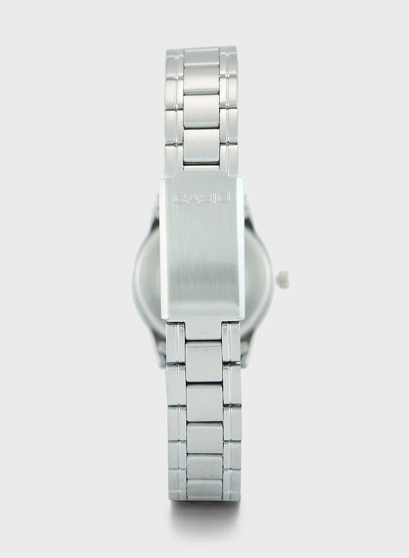 CASIO Ltp-V002D-7Audf Analog Watches