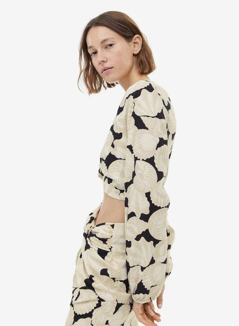 H&M Puff Sleeve Floral Crop Top