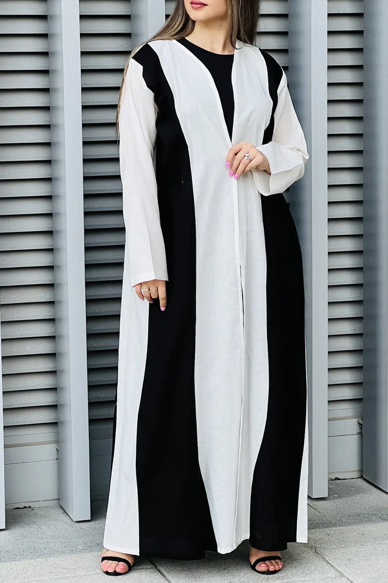 Moistreet Colorblock Flared Sleeve Abaya