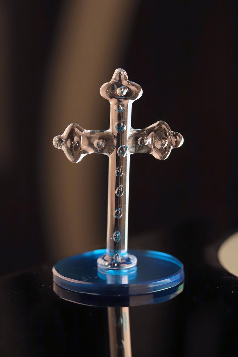 Somil Crystal Cross Figurine for Home Decor, Table Top, Car Dashboard, Gift Item, Religious Showpiece – Transparent Glass, Elegant Design, Spiritual Decoration - Image 2