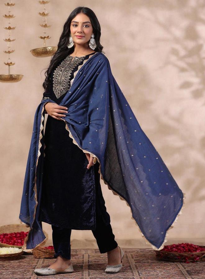 Ishin Navy Blue Velvet Kurta with Pants and Dupatta Set - Image 3