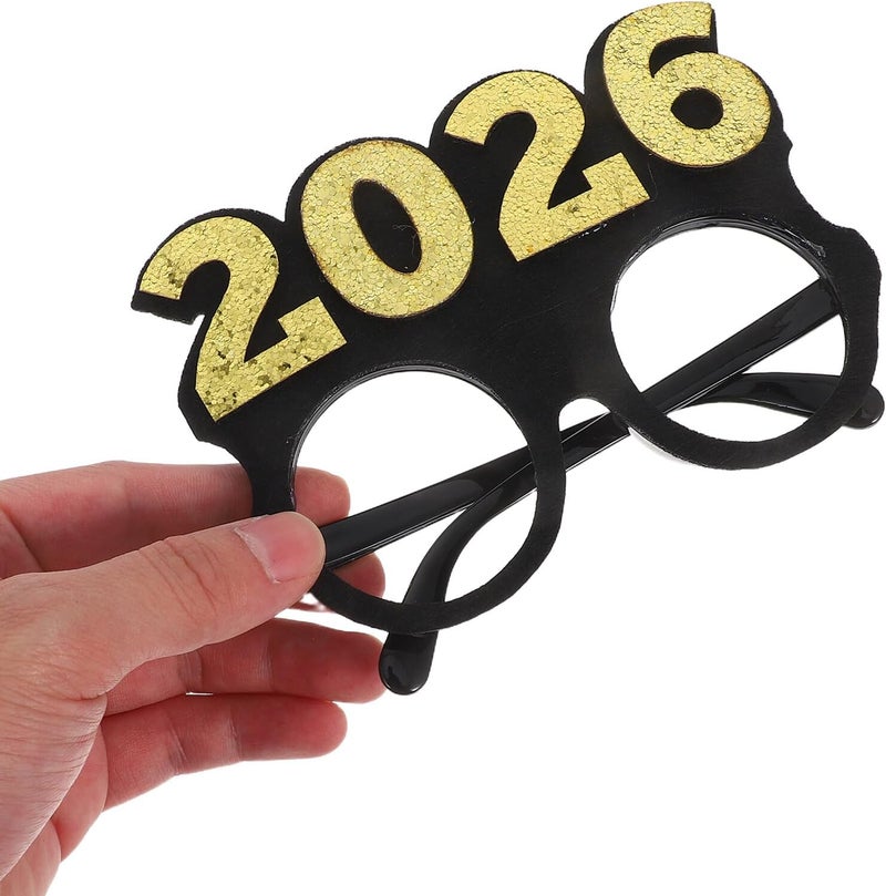 **BESTonZON 4 قطع من نظارات حفلة رأس السنة الجديدة لعام 2026 مزينة بخرز وأرقام، بإطار دائري أسود من البلاستيك، مناسبة لاستخدامها كديكور في كوخ الصور الاحتفالي أو للاحتفالات الخاصة بالمهرجانات** - Image 4