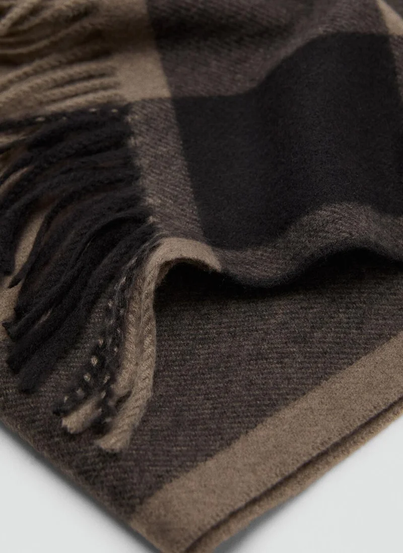 MANGO Scarf with striped design