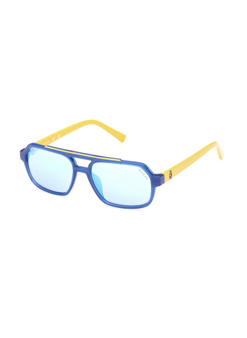 GUESS Kids Unisex UV Protection Navigator Shape Sunglasses - GU923792X49 - Lens Size: 49 Mm - Blue  - Image 1