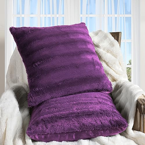 Cheer Collection Faux Fur Throw Pillows  Decorative Pillows for Couch Bed Throw Pillows Purple Accent Pillows for Bedroom or Living Room Aesthetic Set of 2 Furry Throw Pillows 18x18