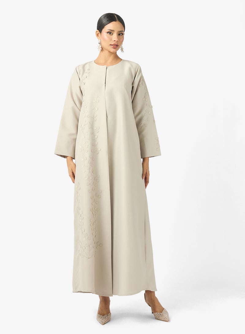 Khizana Embellished Detail Abaya - Image 5