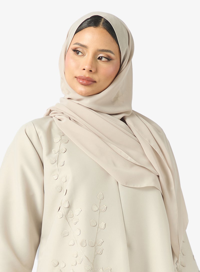 Khizana Embellished Detail Abaya - Image 4