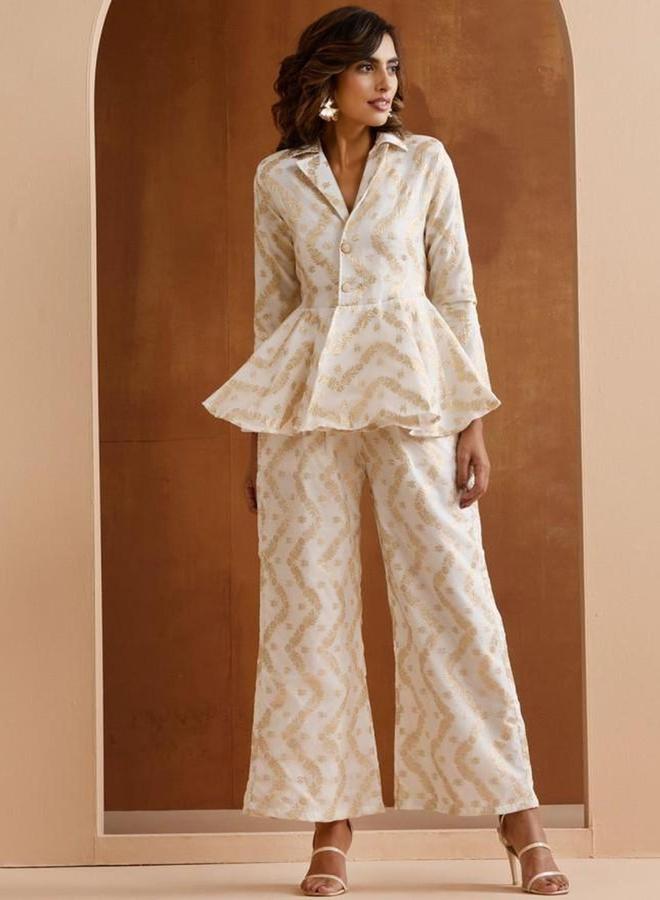 آي شين طقم منسق من بلوزة بيبلوم وبنطال جاكار - Image 1