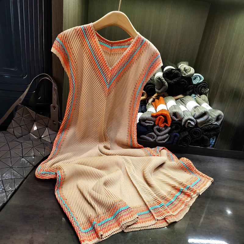 Summer Ethnic Dragon Scale Pleated Maxi Dress, V-Neck, Color Block - Image 2
