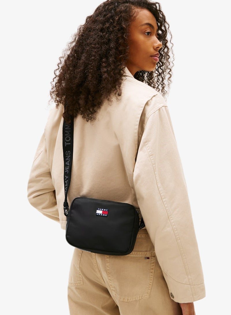 TOMMY JEANS Essential Daily Camera Bag - Image 2