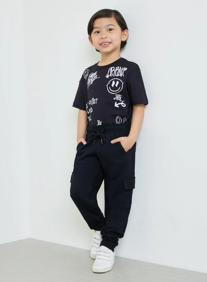 ستايلي Boys Solid Cargo Joggers with Drawstring
