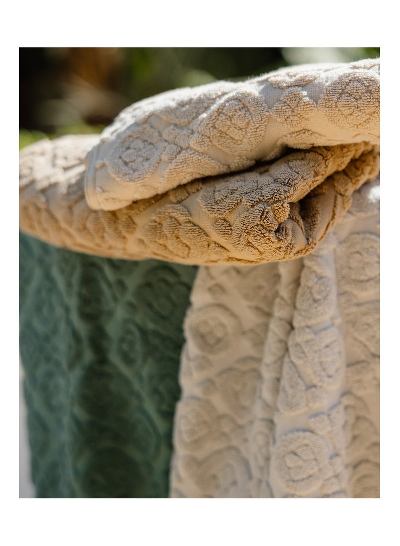 More cottons Arabesque Towel 600 GSM marital 100% cotton size 50x100  - Image 3