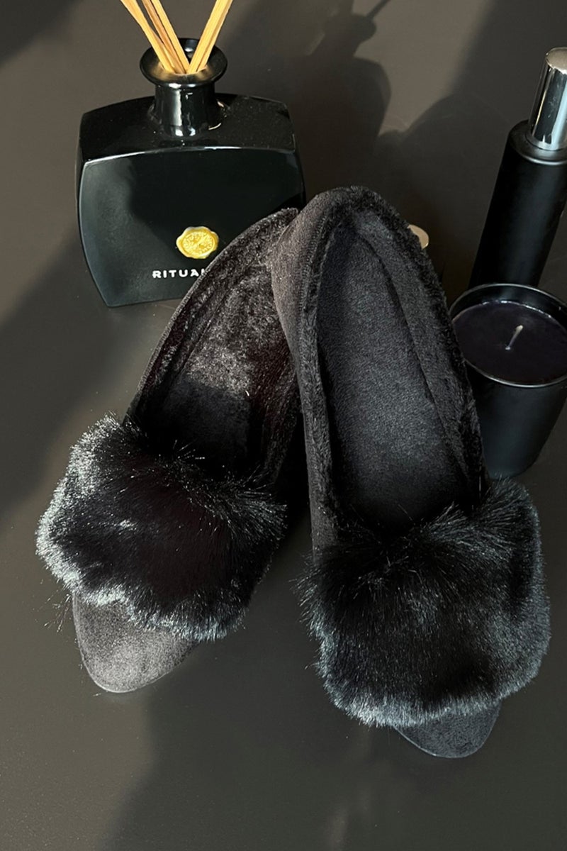 Renkli Butik Stylish Women's Home Shoes with Colorful Boutique Fur Detail  - Image 4