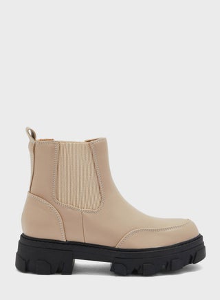 Chunky Sole Ankle Boots - pzsku/ZE6B9B5118776826939DFZ/45/_/1705940242/bee4f959-fea8-454b-9857-a975044ddc35