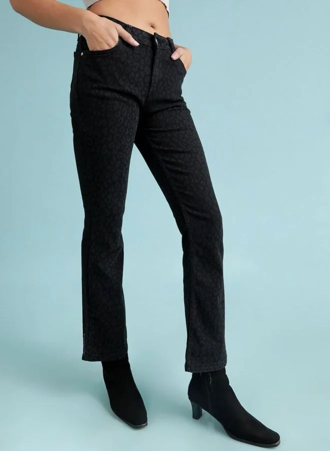 مرفوعة Women Bootcut Laser Print High Rise Jeans