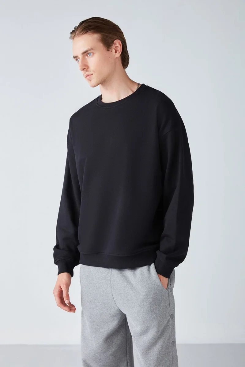 GRIMELANGE Stephan Men's Soft Fabric Oversize Fit Round Neck Black Sweatshirt