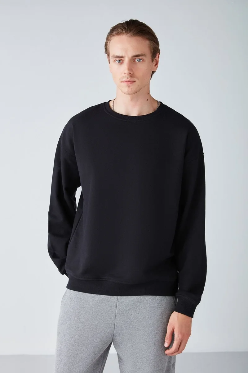 GRIMELANGE Stephan Men's Soft Fabric Oversize Fit Round Neck Black Sweatshirt