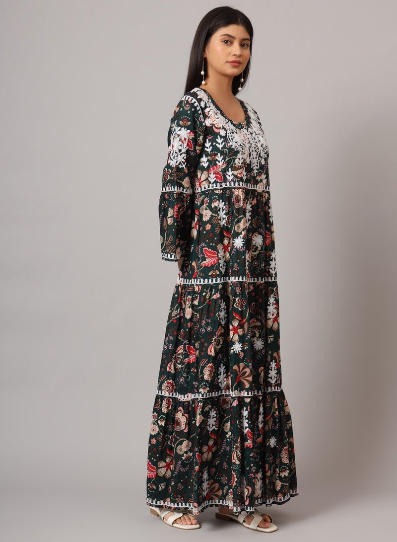 الايا جلابية قطن مولمول مطرزة شيكانكاري بتصميم - وتفاصيل مجمعة - Image 4