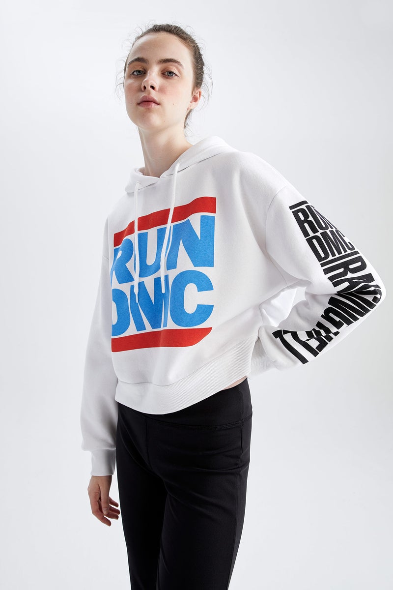 DeFacto Woman DeFactoFit Run-DMC Regular Fit Hooded Sweatshirt  - Image 4