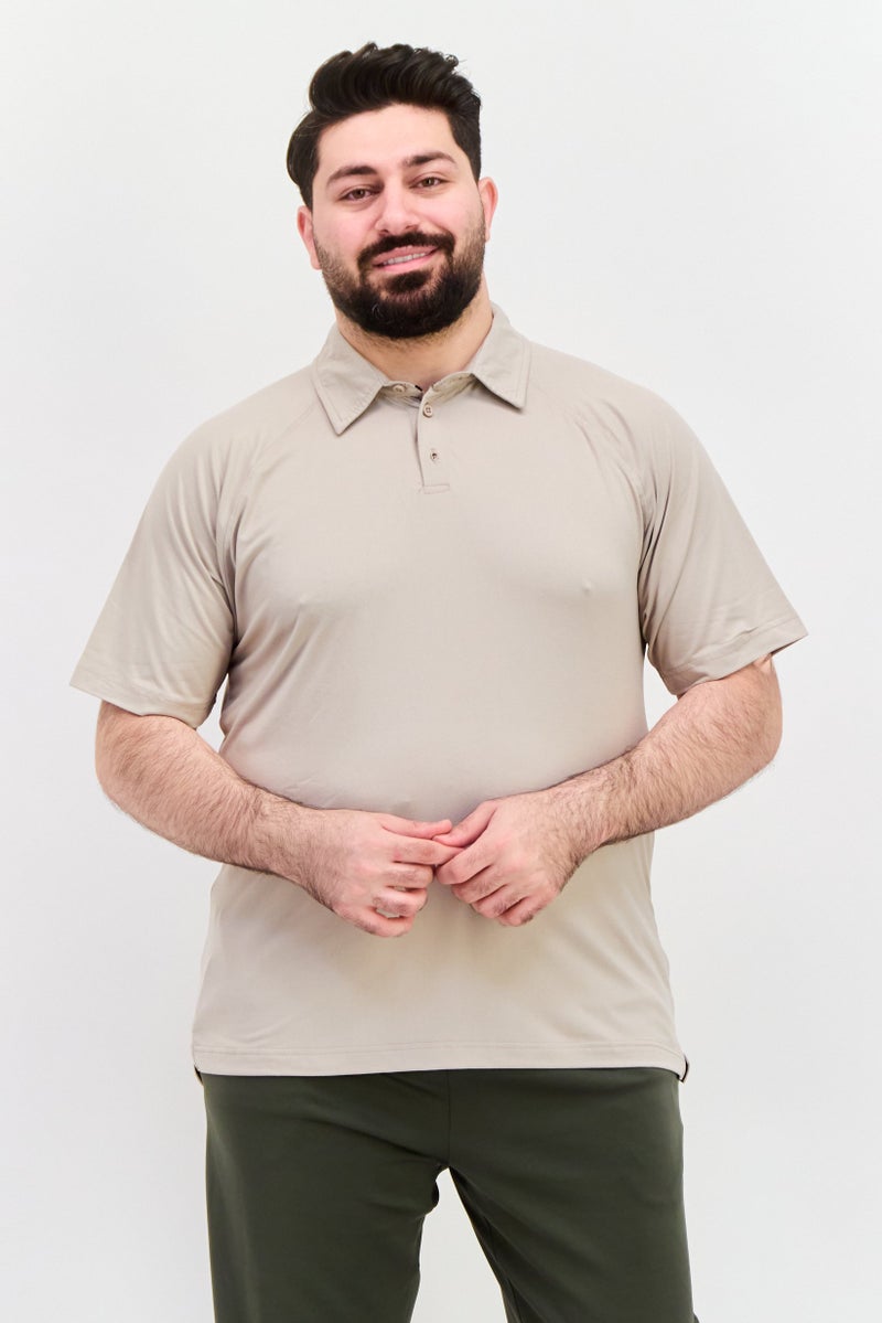 Legend قمصان بولو قصيرة الأكمام للرجال، ملابس رياضية، لون بني رملي - Image 1