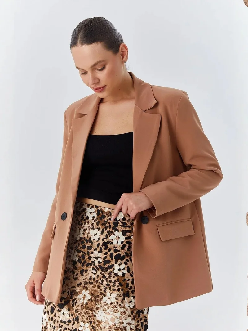 Mixray Camel Brown MIXRAY Long faux leather blazer for Women | Best Price UAE