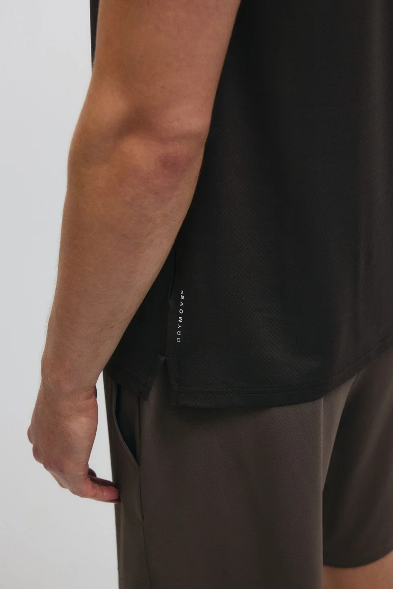 H&M  Muscle Fit Sports top with DryMove™ for Men | Best Price UAE