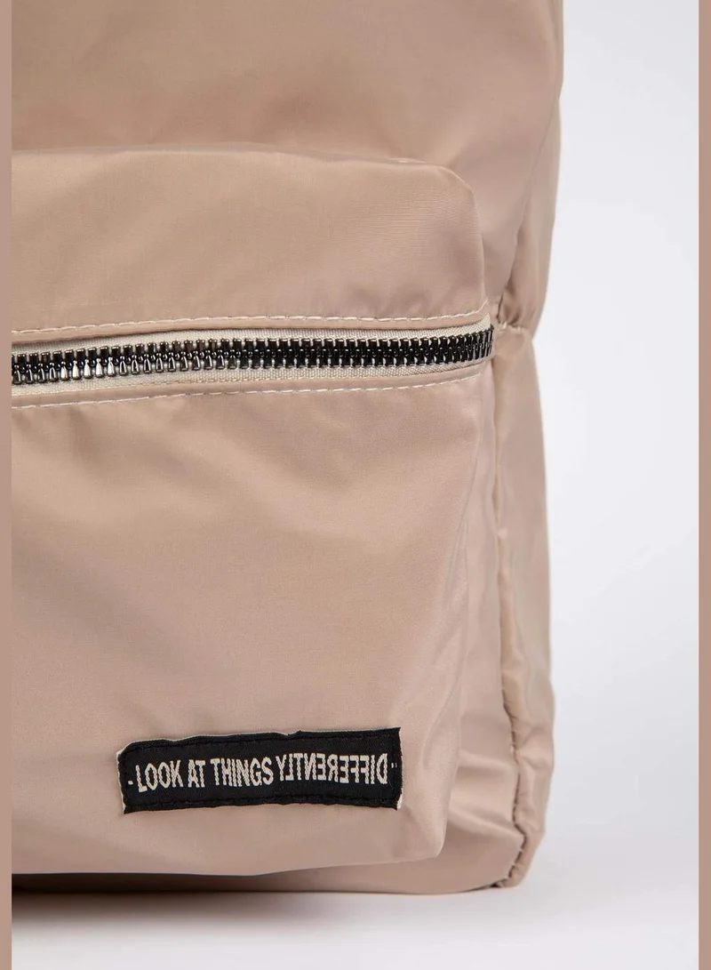 DeFacto Basic Zippered Backpack