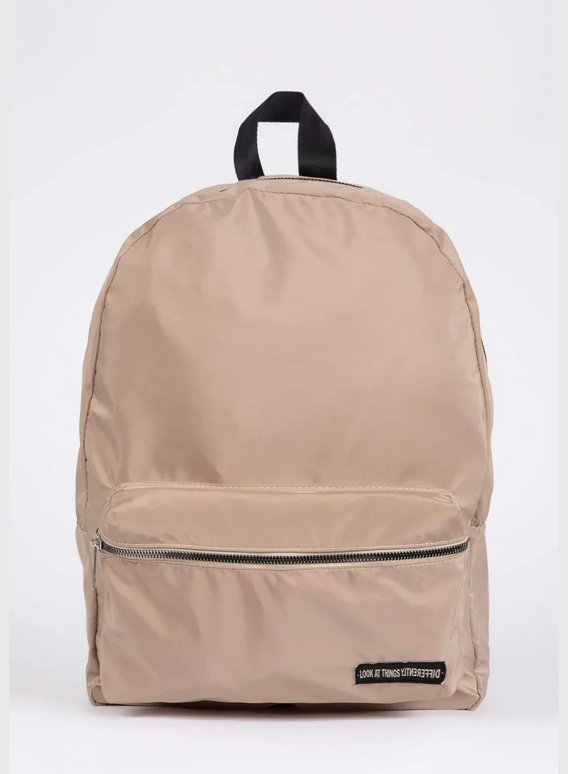 DeFacto Basic Zippered Backpack
