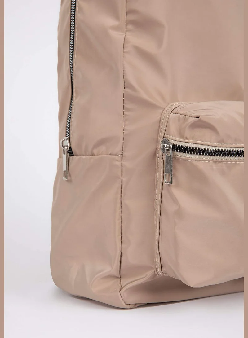 DeFacto Basic Zippered Backpack