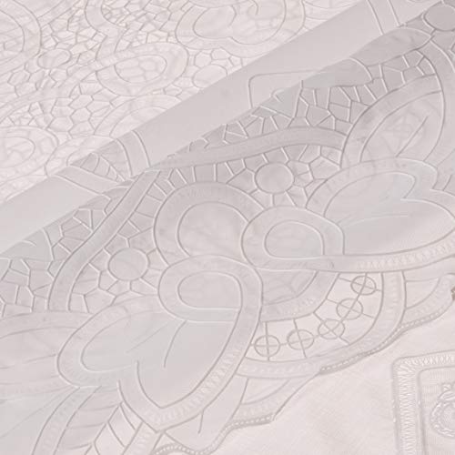 Violet Linen Vinyl Lace Betenburg Design Tablecloth Size: 72" Round, Color: White - Image 2