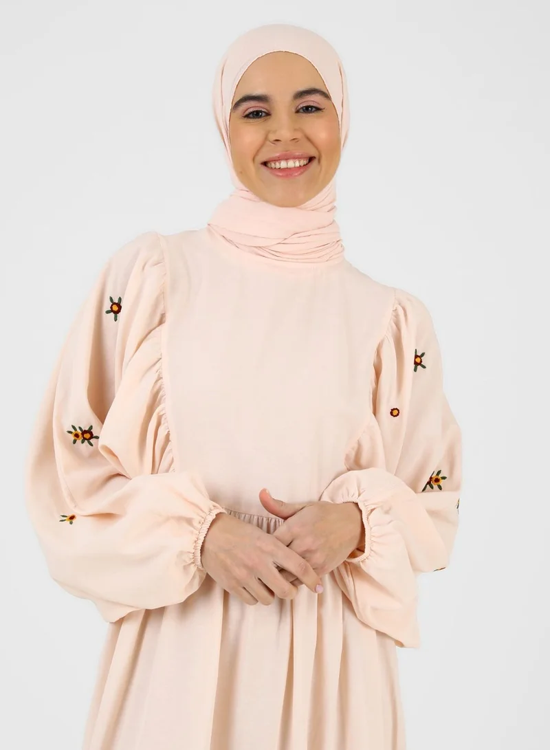 بنين من مودانيسا فستان مزين بأكمام بالون