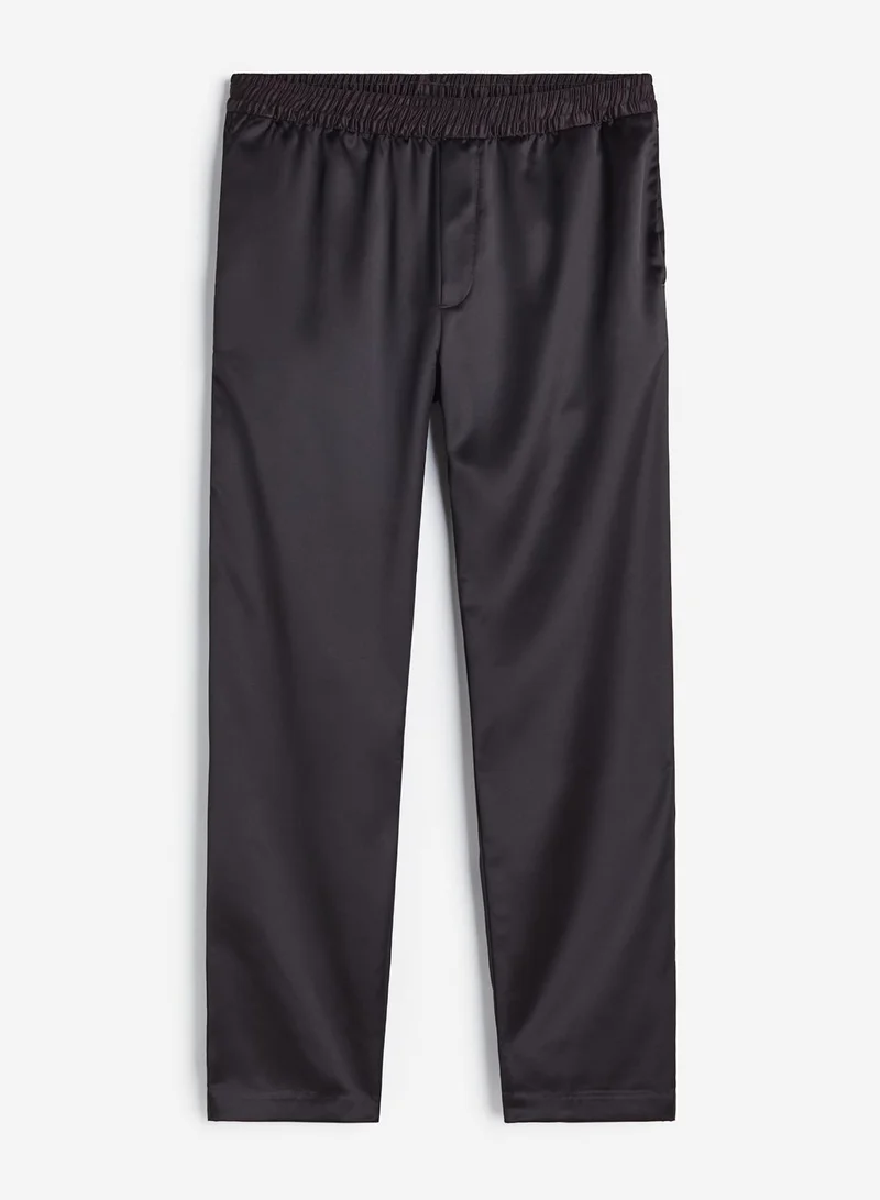 H&M Regular Fit Trousers